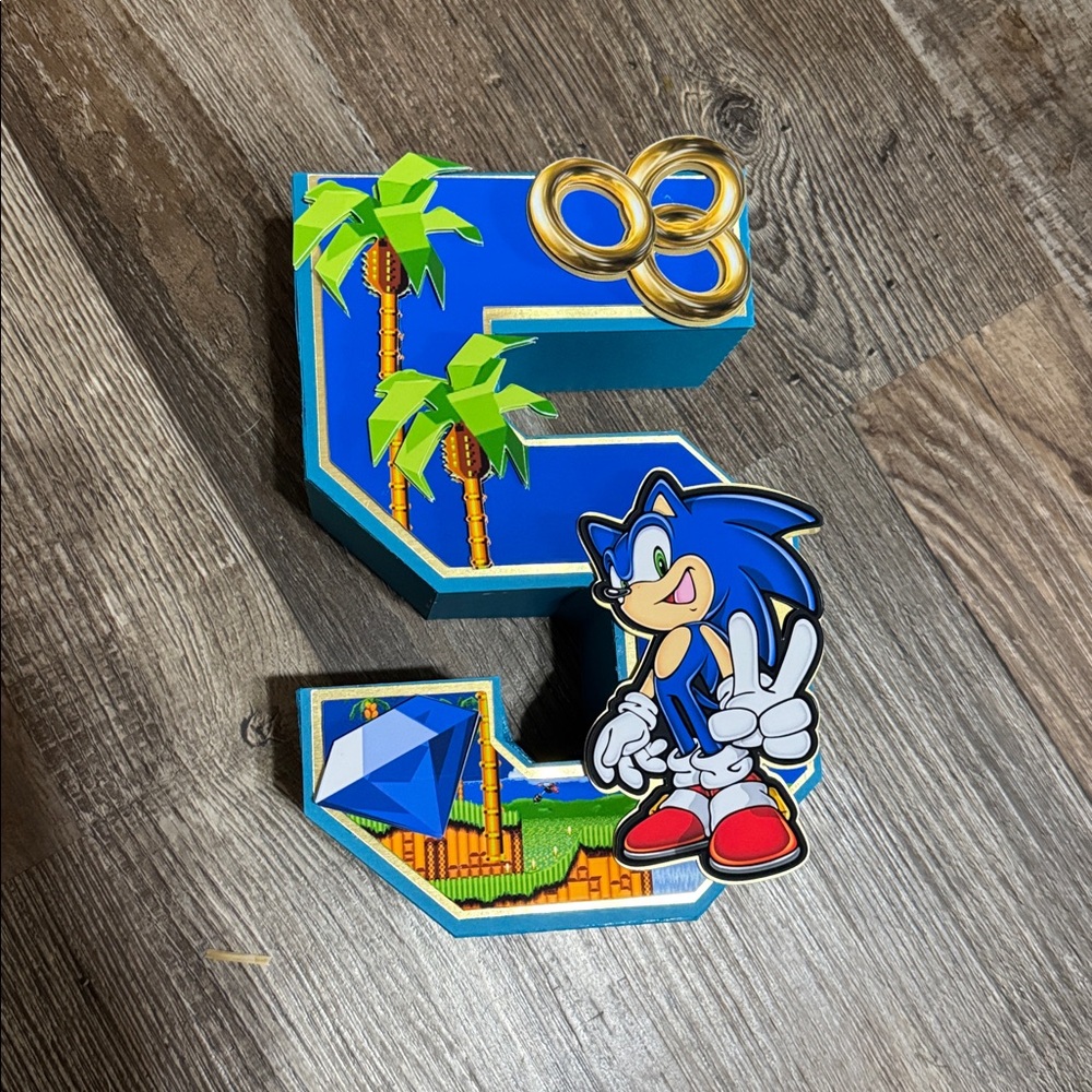 Sonic 3D number 5 party decoration